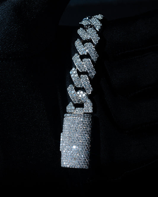 ‍Iced Out Cuban Link Armband HERR (100% off)